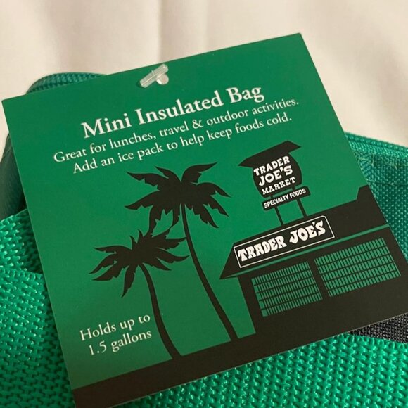 NEW - Trader Joe’s Mini Insulated Cooler Bag - Green - Picture 10 of 11